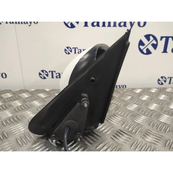 Retrovisor Derecho para Nissan Juke (F15)