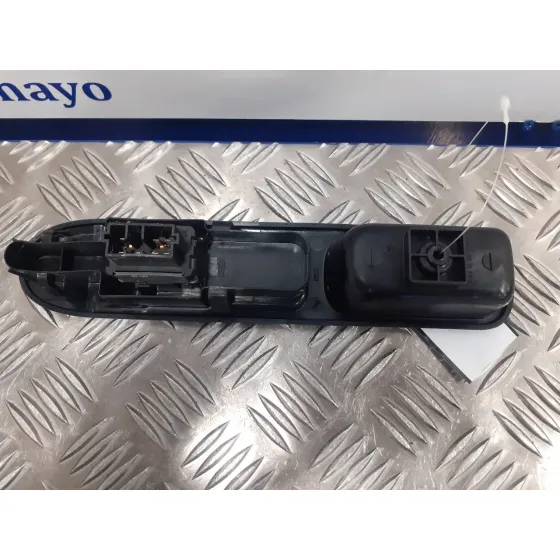 Mando Elevalunas Delantero Derecho para Peugeot 307 (S1)