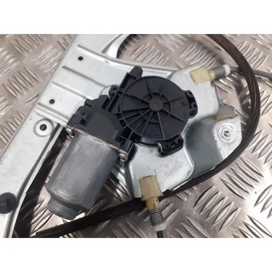 Elevalunas Delantero Derecho para Renault Clio Iii