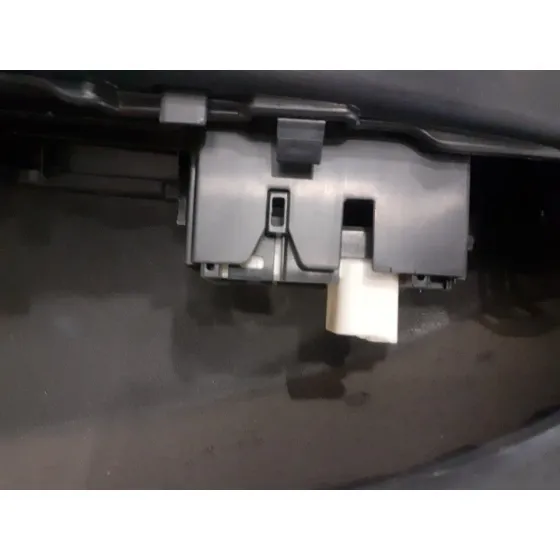 Guarnecido Puerta Trasera Derecha para Toyota Yaris