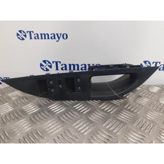 Mando Elevalunas Delantero Izquierdo para Seat Altea Xl (5P5)