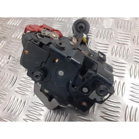 Cerradura Puerta Trasera Izquierda para Audi A4 Berlina (8E)