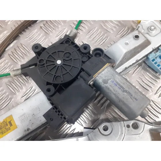 Elevalunas Delantero Izquierdo para Opel Corsa D
