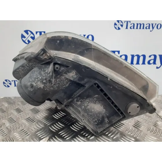 Faro Derecho para Opel Meriva