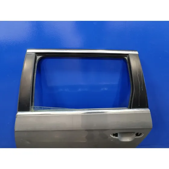 Puerta Trasera Izquierda para Volkswagen Passat Variant (3C5)