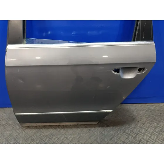 Puerta Trasera Izquierda para Volkswagen Passat Variant (3C5)
