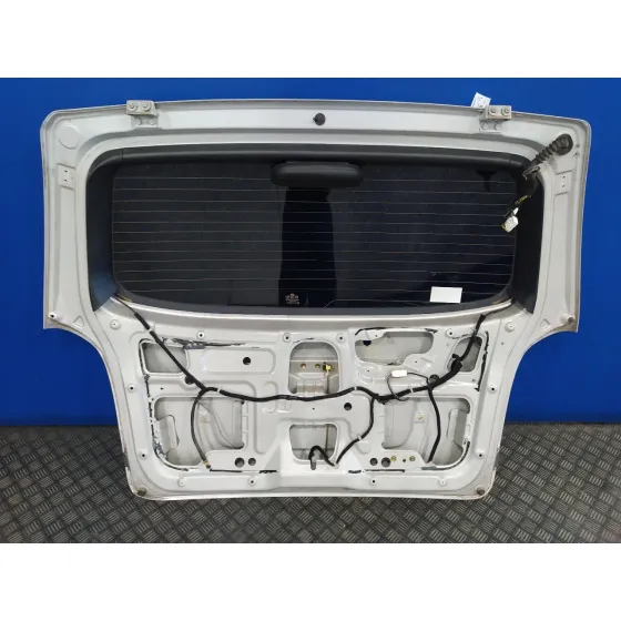Porton Trasero para Hyundai Terracan (Hp)