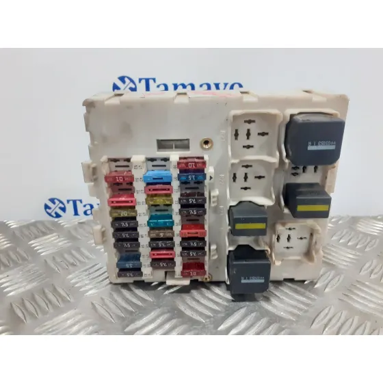 Caja Reles / Fusibles para Ford Transit Connect (Tc7)