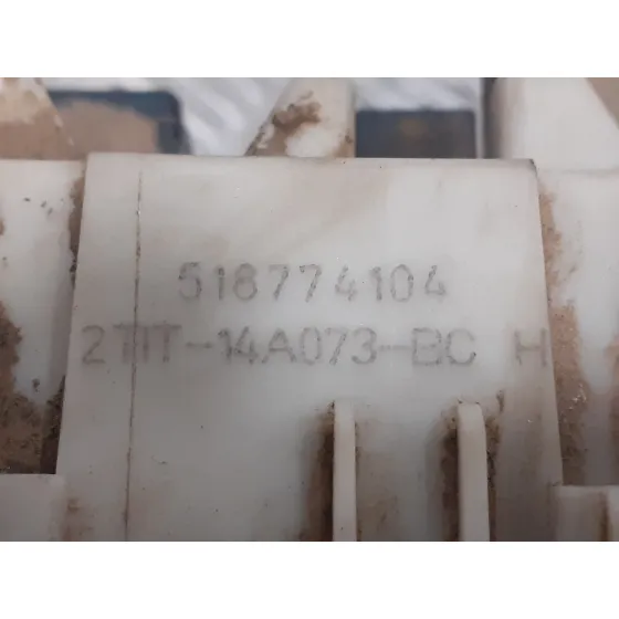 Caja Reles / Fusibles para Ford Transit Connect (Tc7)