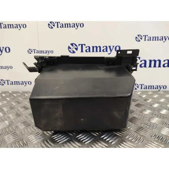 Guantera para Ford Kuga (Cbv)
