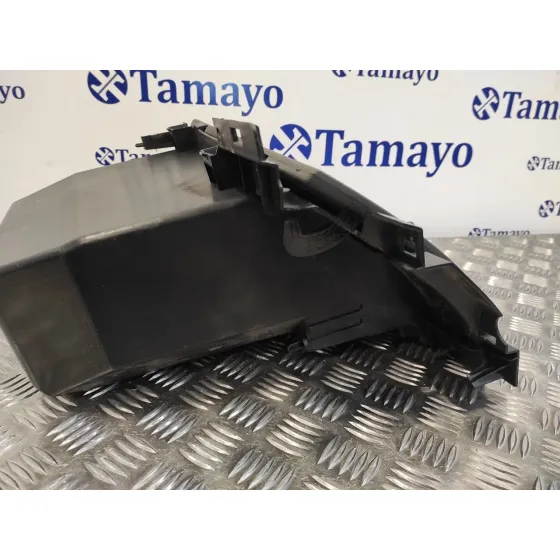 Guantera para Ford Kuga (Cbv)