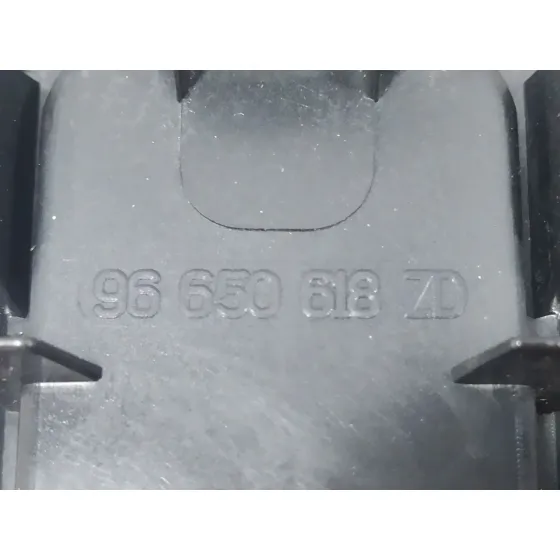 Mando Elevalunas Delantero Derecho para Peugeot 5008