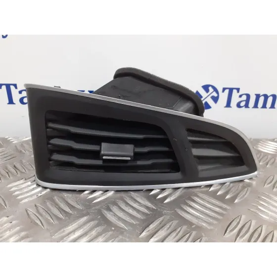 Rejilla Aireadora para Ford Focus Turn. (Cb8)