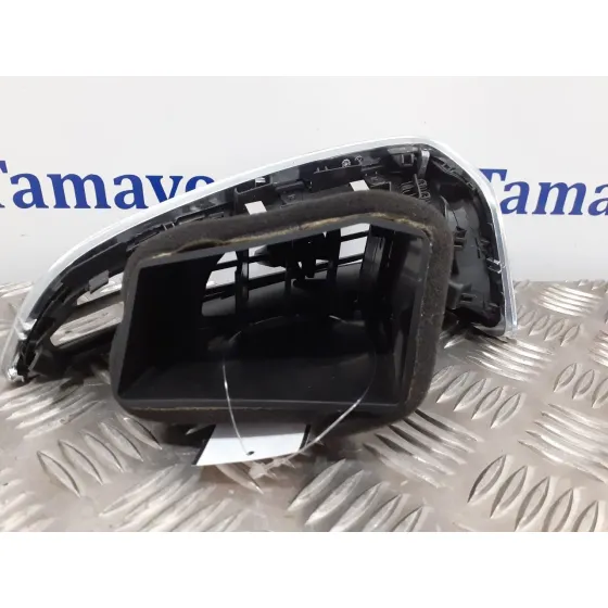 Rejilla Aireadora para Ford Focus Turn. (Cb8)