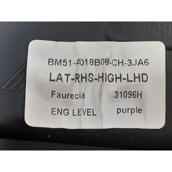 Rejilla Aireadora para Ford Focus Turn. (Cb8)