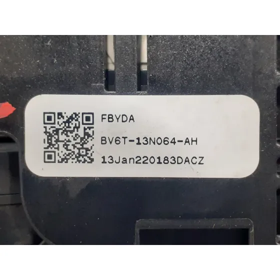 Mando Multifuncion para Ford Focus Turn. (Cb8)