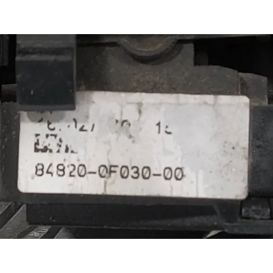 Mando Elevalunas Delantero Izquierdo para Toyota Corolla Verso (R1)