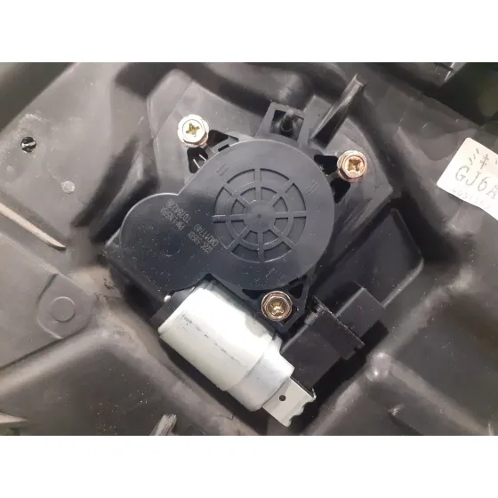 Elevalunas Trasero Derecho para Mazda 6 Berlina (Gg)