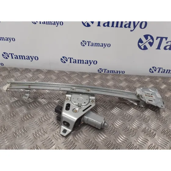 Elevalunas Delantero Derecho para Mitsubishi Montero (V60/V70)