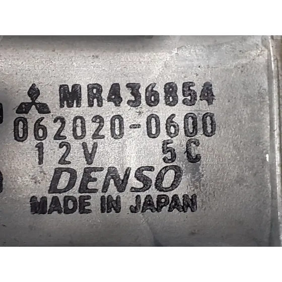 Elevalunas Delantero Derecho para Mitsubishi Montero (V60/V70)