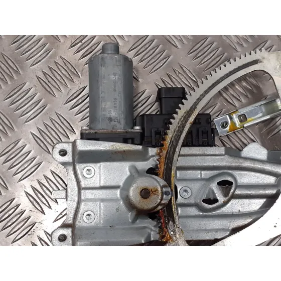 Elevalunas Delantero Derecho para Opel Astra H Berlina