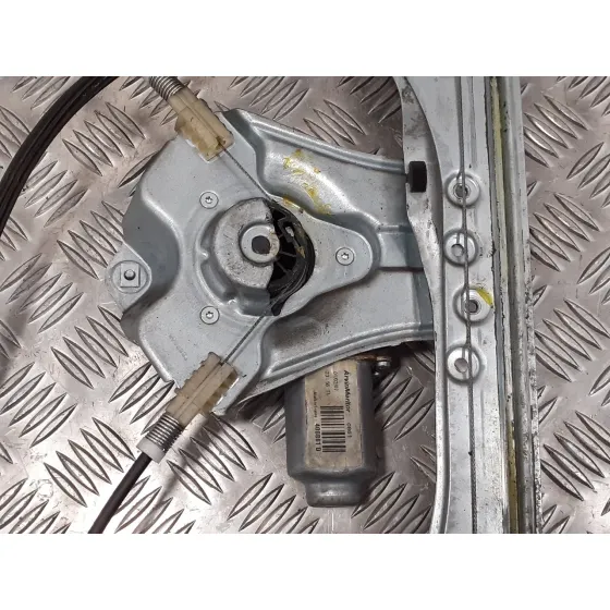 Elevalunas Delantero Derecho para Renault Clio Iii