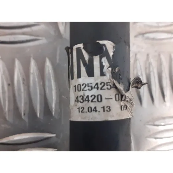Transmision Delantera Izquierda para Toyota Yaris