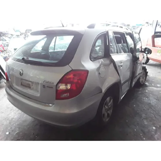 SKODA FABIA COMBI (5J5) '2011 1.6 TDI PLATA