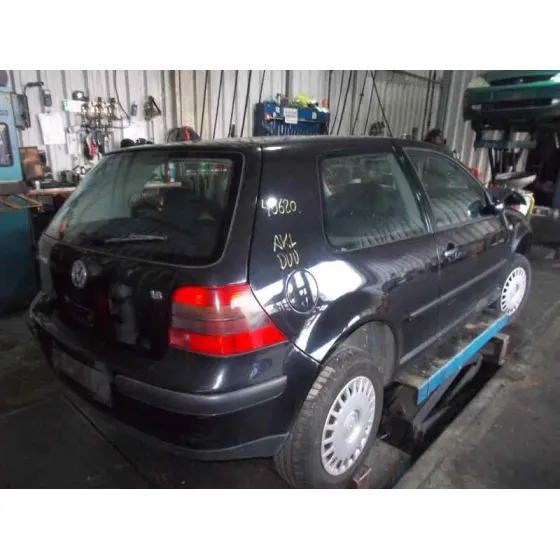 VOLKSWAGEN GOLF IV BERLINA (1J1) '1998 1.6 NEGRO