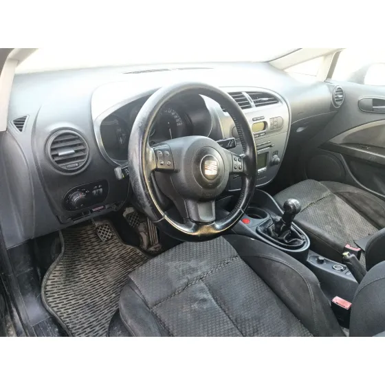Seat LEON (1P1) 2005