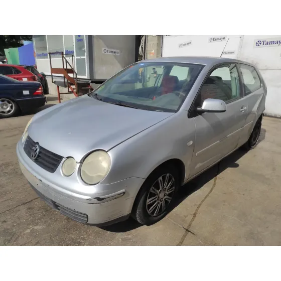VOLKSWAGEN POLO (9N1) '2003 1.4 16V PLATA