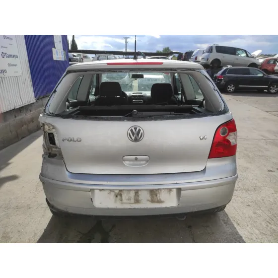 VOLKSWAGEN POLO (9N1) '2003 1.4 16V PLATA