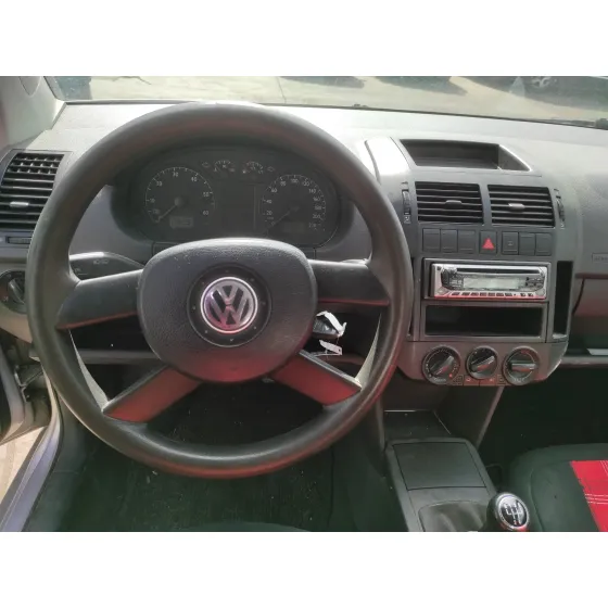 VOLKSWAGEN POLO (9N1) '2003 1.4 16V PLATA