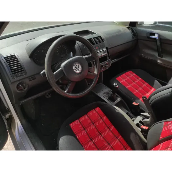 VOLKSWAGEN POLO (9N1) '2003 1.4 16V PLATA