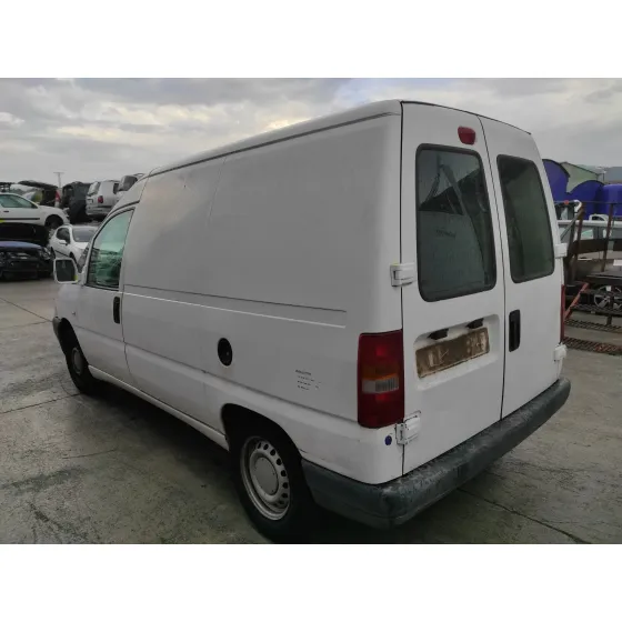 FIAT SCUDO (222) '2001 1.9 DIESEL BLANCO