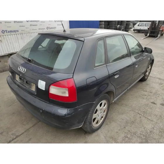 AUDI A3 (8L) '2002 1.6 AZUL MARINO