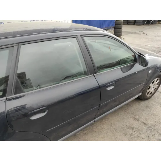 AUDI A3 (8L) '2002 1.6 AZUL MARINO