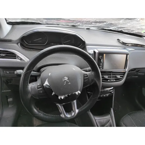 PEUGEOT 208 '2019 1.2 16V VTI GRANATE