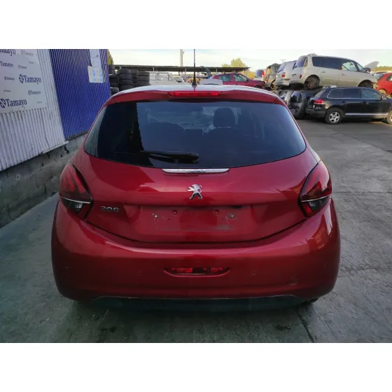 PEUGEOT 208 '2019 1.2 16V VTI GRANATE