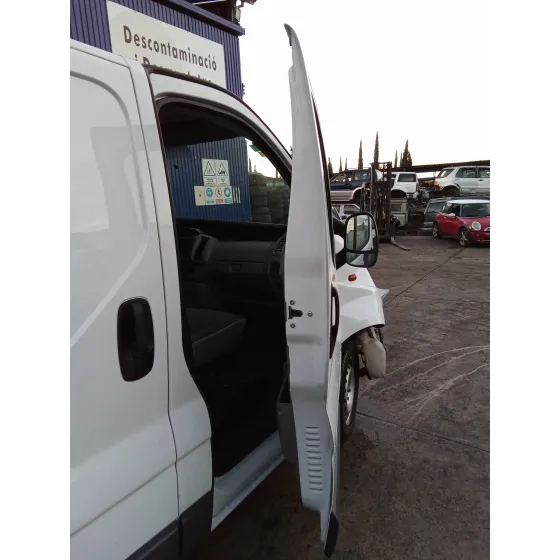 OPEL VIVARO FURGON/COMBI (07.2006 =>) '2009 2.0 16V CDTI BLANCO