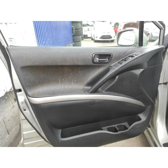 TOYOTA COROLLA VERSO (R1) '2004 2.0 TURBODIESEL CAT GRIS