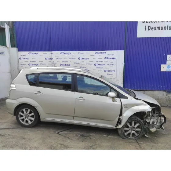 TOYOTA COROLLA VERSO (R1) '2004 2.0 TURBODIESEL CAT GRIS