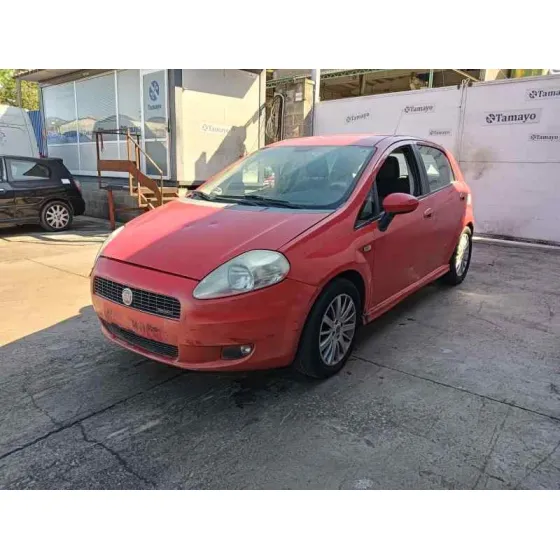 FIAT PUNTO BERLINA (188) '2008 * ROJO