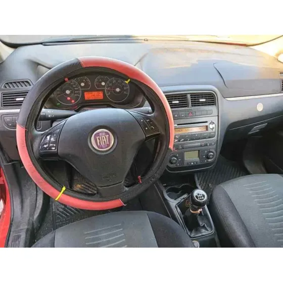 FIAT PUNTO BERLINA (188) '2008 * ROJO