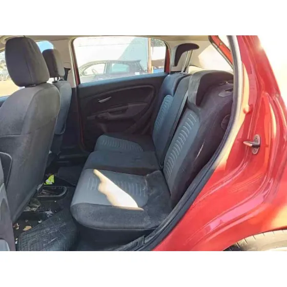 FIAT PUNTO BERLINA (188) '2008 * ROJO