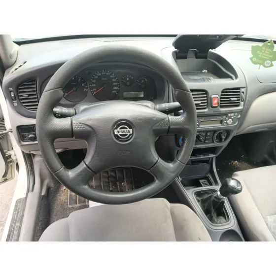 Nissan ALMERA II HATCHBACK (N16) 2000