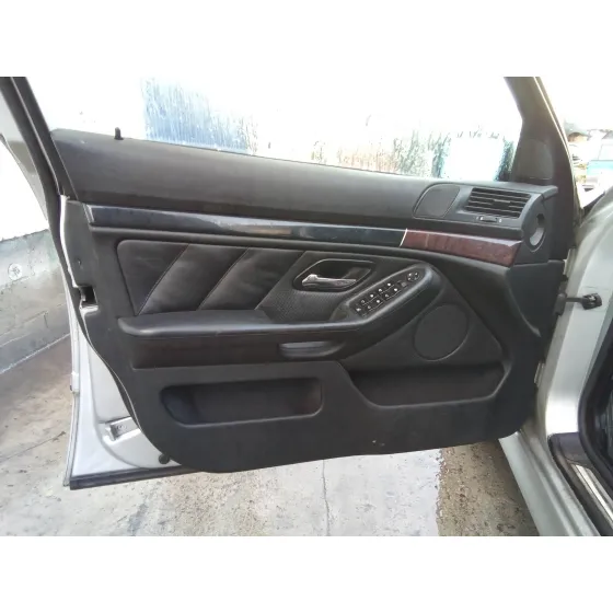BMW SERIE 5 BERLINA (E39) '2002 525D PLATA