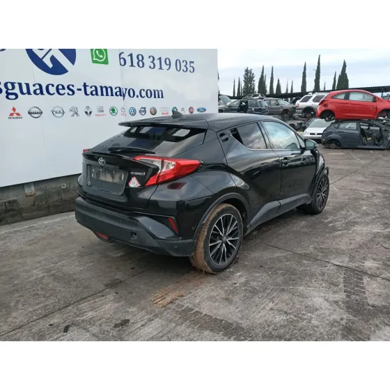 Toyota C-HR (_X1_) 2016