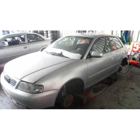 AUDI A3 (8L) '2003 1.6 GRIS