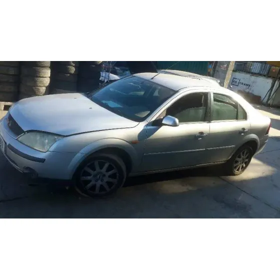FORD MONDEO BERLINA (GE) '2002 2.0 16V DI TD CAT GRIS